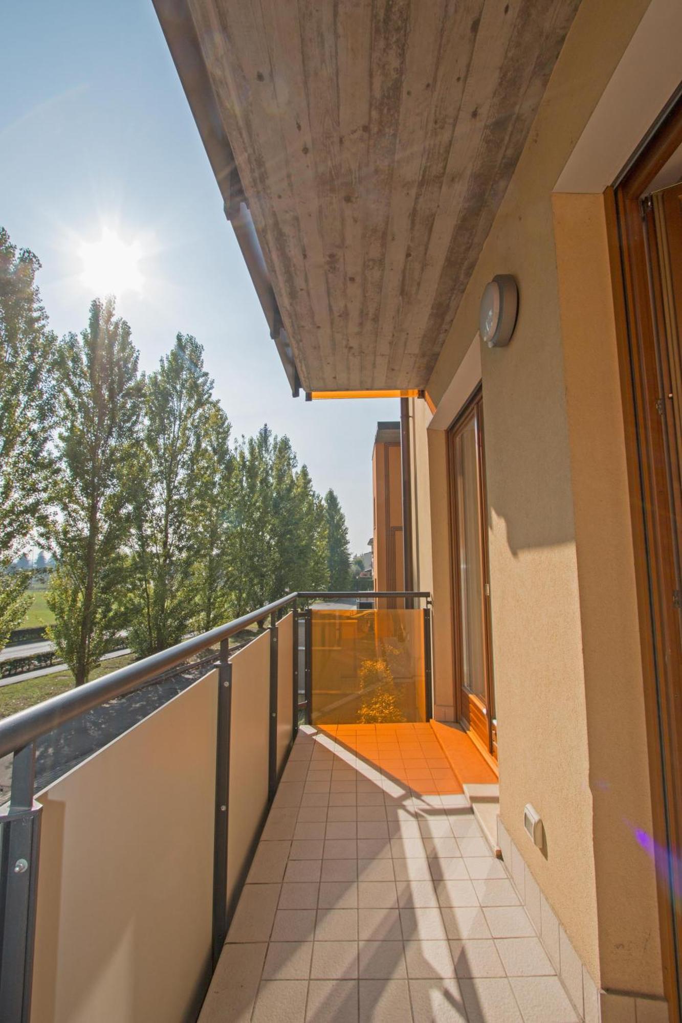 Benacus E4 Apartment By Wonderful Italy Сірміоне Екстер'єр фото