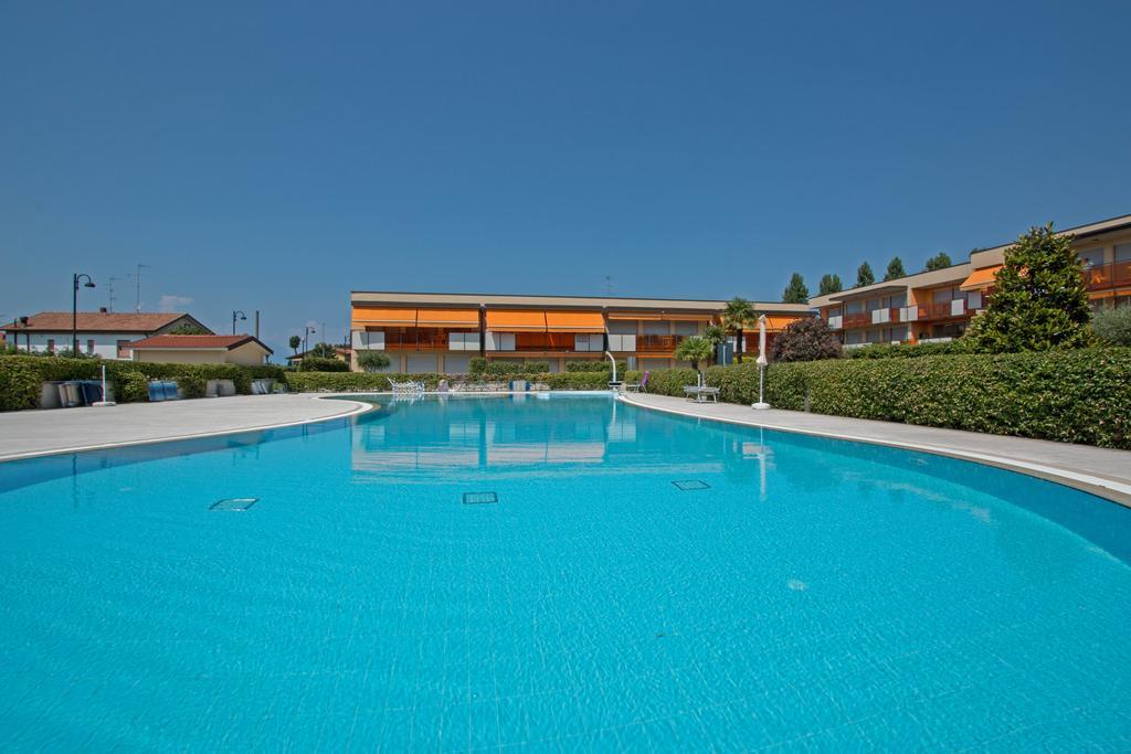 Benacus E4 Apartment By Wonderful Italy Сірміоне Екстер'єр фото