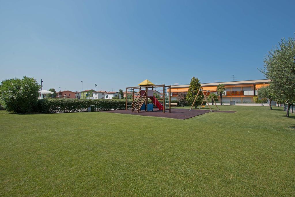 Benacus E4 Apartment By Wonderful Italy Сірміоне Екстер'єр фото