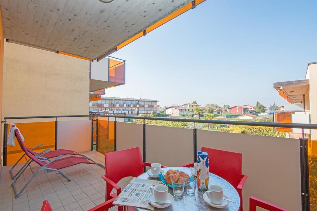 Benacus E4 Apartment By Wonderful Italy Сірміоне Екстер'єр фото